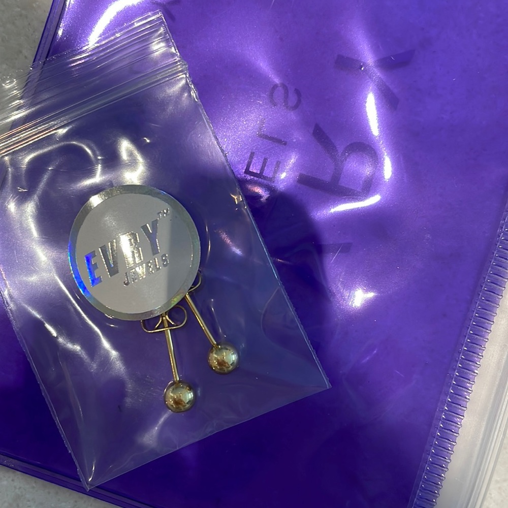 NWT 14k gold plated ball studs